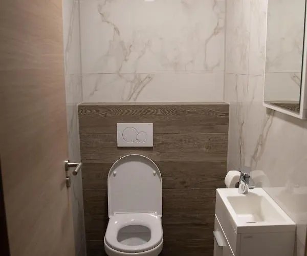 Apartmaji Hocka Koca Apartamento *