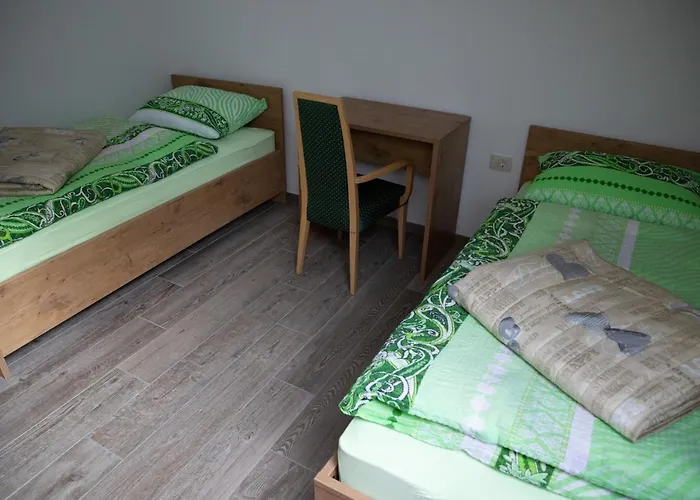 Apartmaji Hocka Koca 公寓 霍茨科波霍尔耶